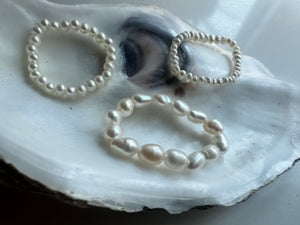 
                  
                    Freshwater pearl rings
                  
                